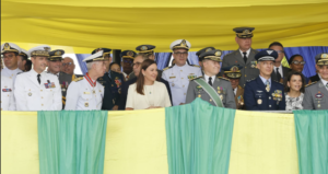 Desfile de 7 de Setembro reúne cerca de 6 mil participantes na avenida Presidente Vargas, em Belém